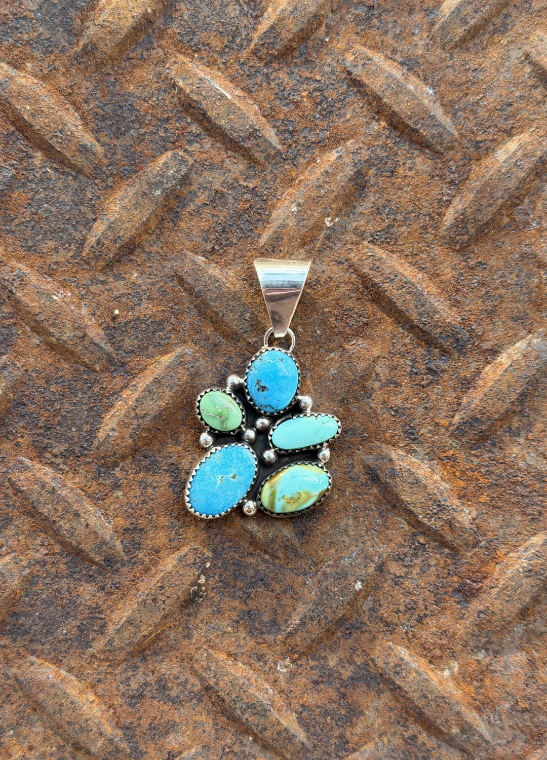 The Dutton Pendant