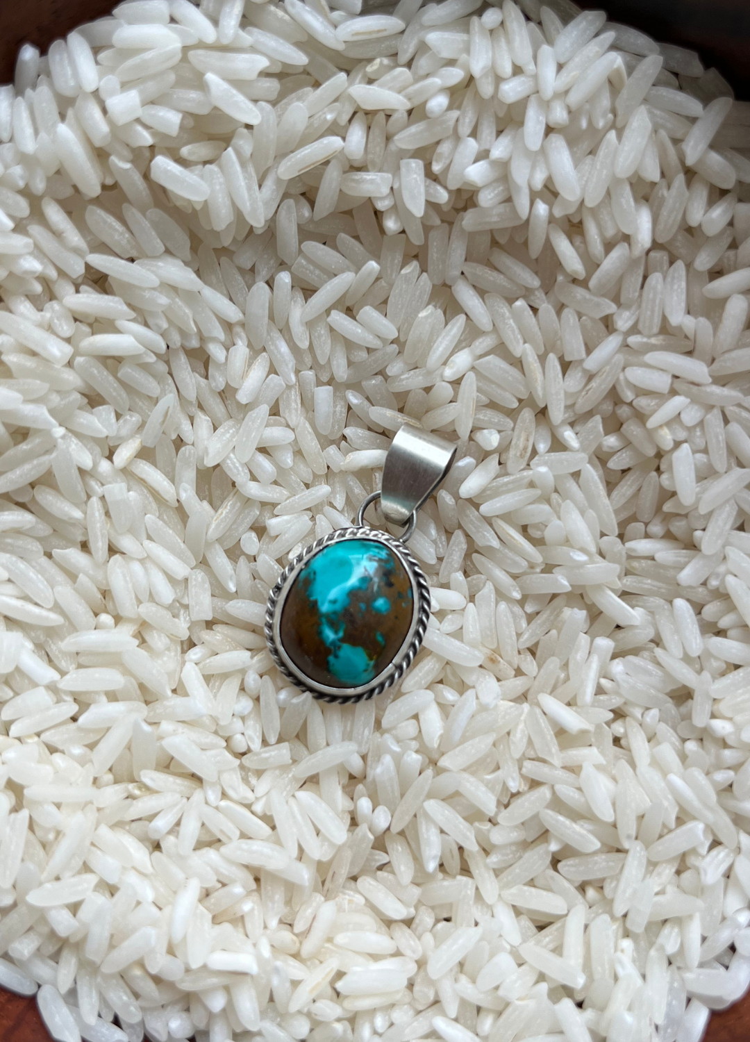 The Meredith Pendant